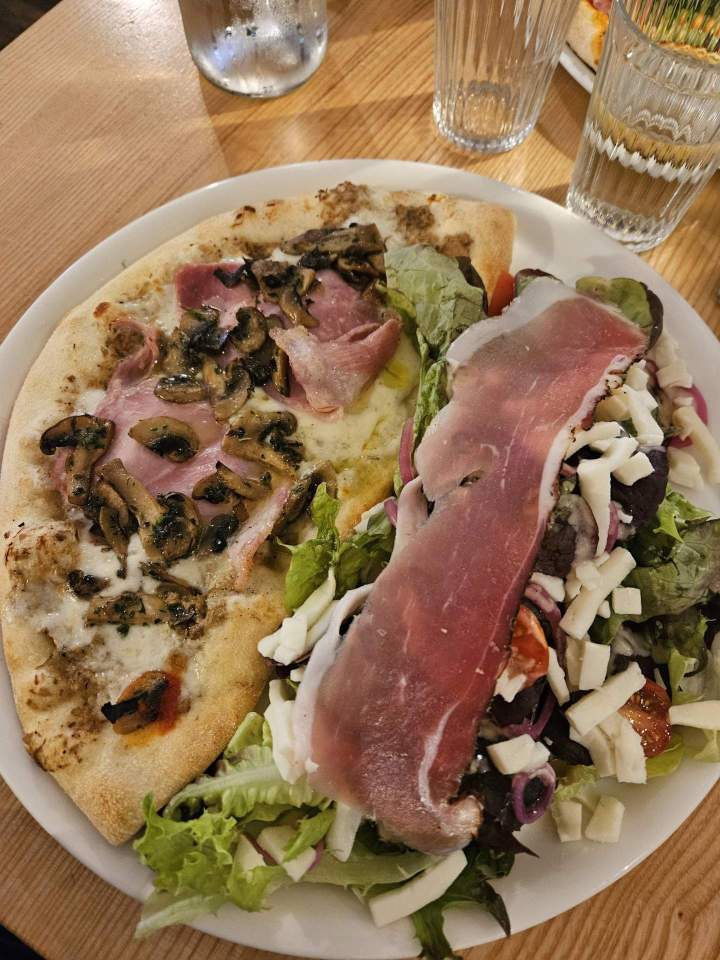 Pizza spéciale Saint-Flour